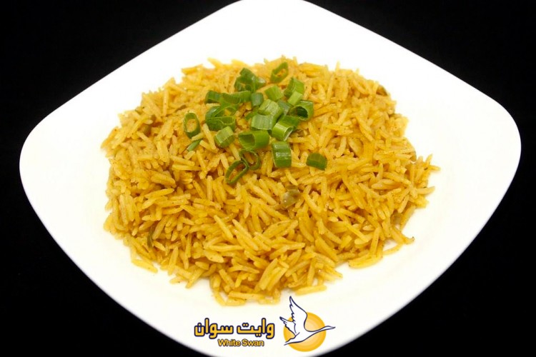الرز الأصفر بالبصل.. سهل وشهي