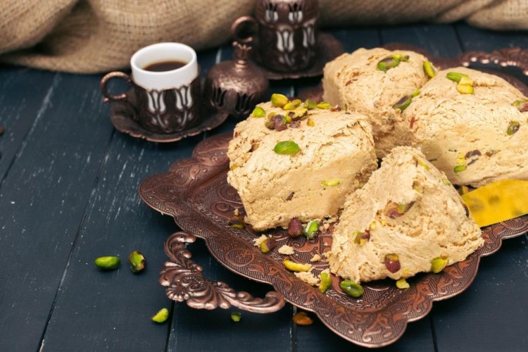 طريقة عمل حلاوة الطحينية