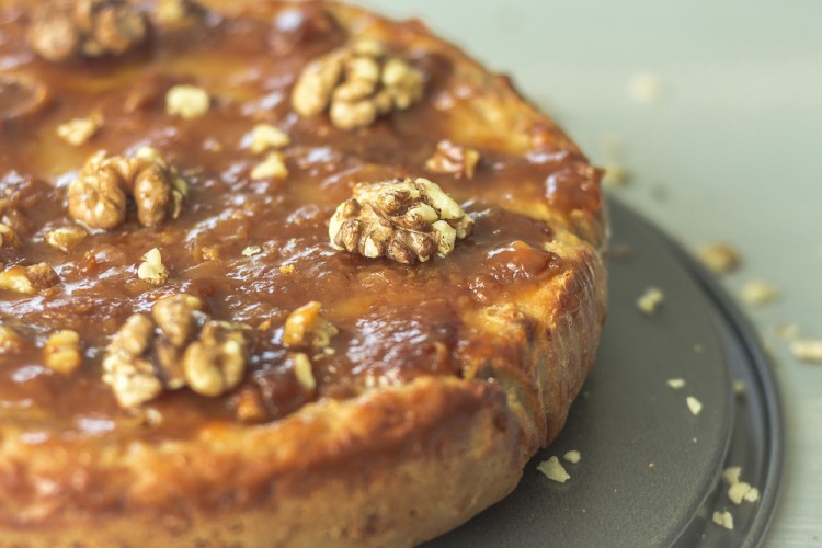 كيكة البطاطا الحلوة بالجوز