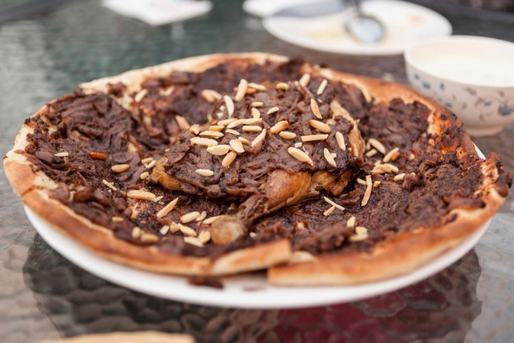 مسخن بالدجاج