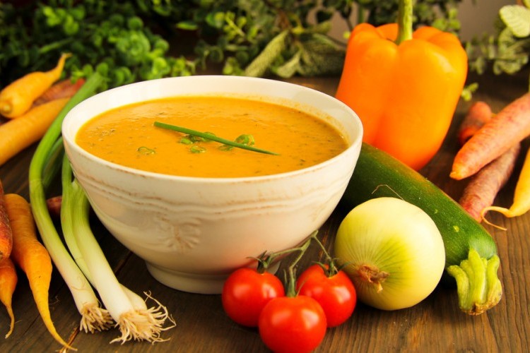 شوربة الخضار المهروسة