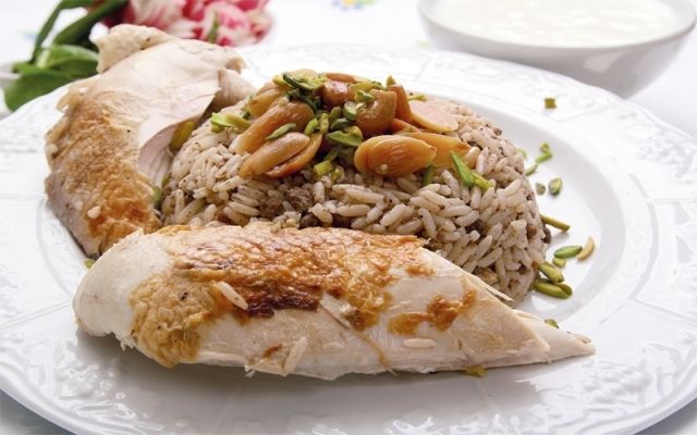 مقلوبة الدجاج الخليجية السهلة
