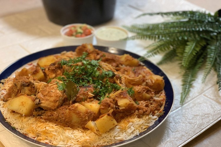 مدفون دجاج