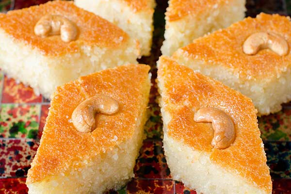 بسبوسة بشراب البرتقال الشهية