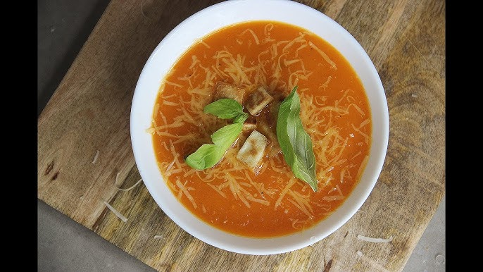 شوربة الشوفان بالطماطم الدافئة