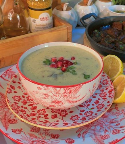 شوربة المشروم بحليب اللوز